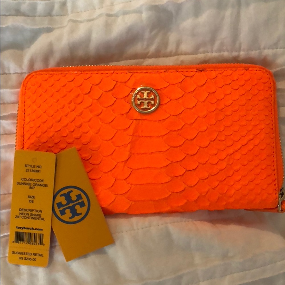 RARE Tory Burch snakeskin wallet